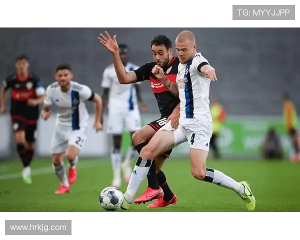 德甲降级球队的图片：降级球队的表现与未来挑战